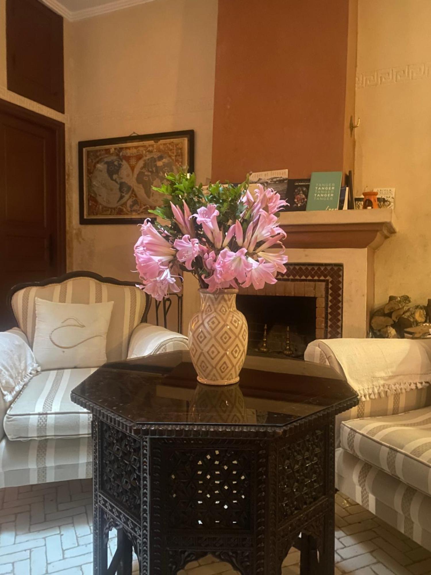 Dar Sami : Riad Avec Vue Tanger Exterior foto